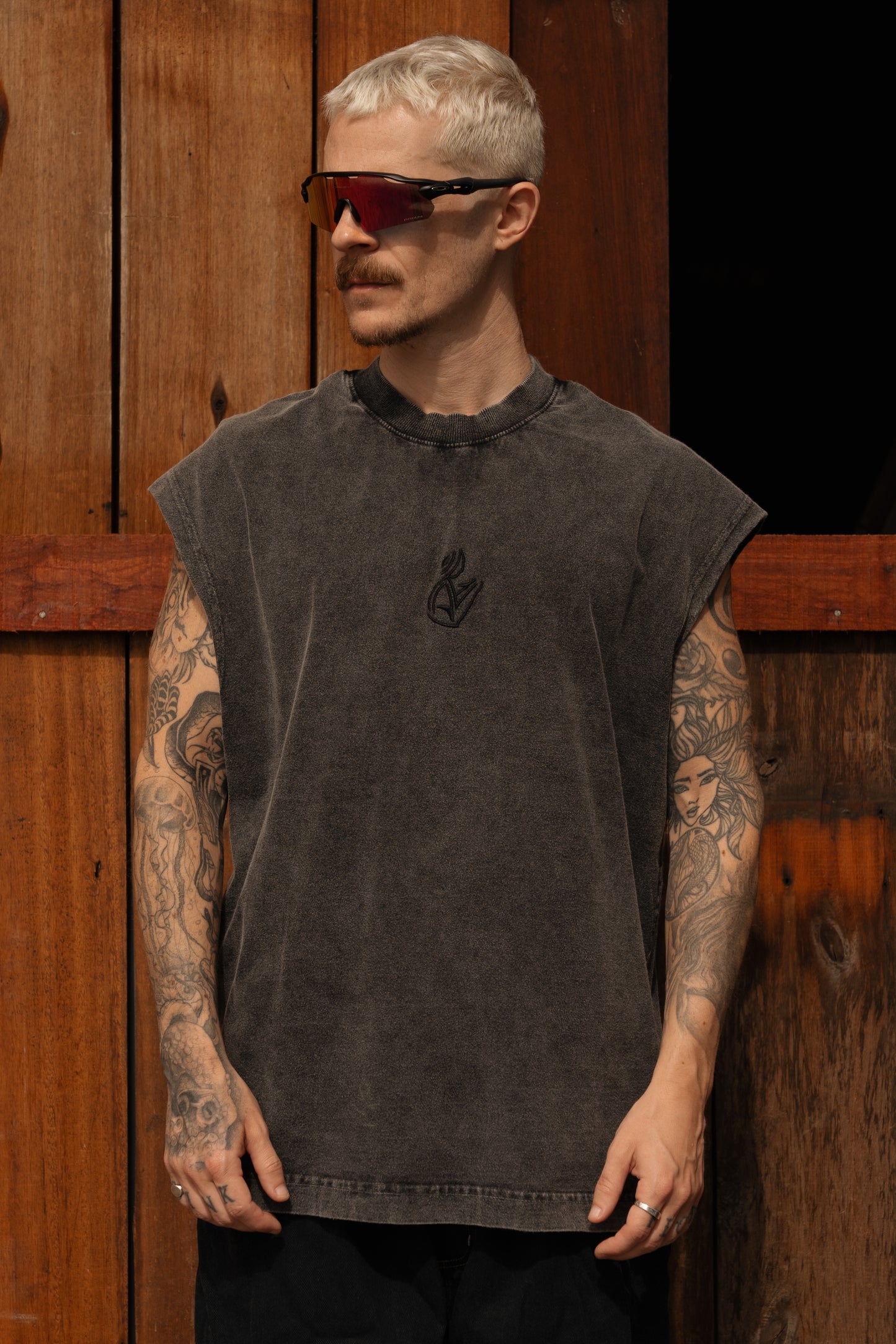 Regata Black Marmorizada